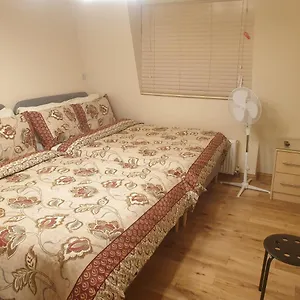 https://london-luxury-3-bedroom-2-bathrooms-flat-1-min-to.cambridgehotelsuk.com